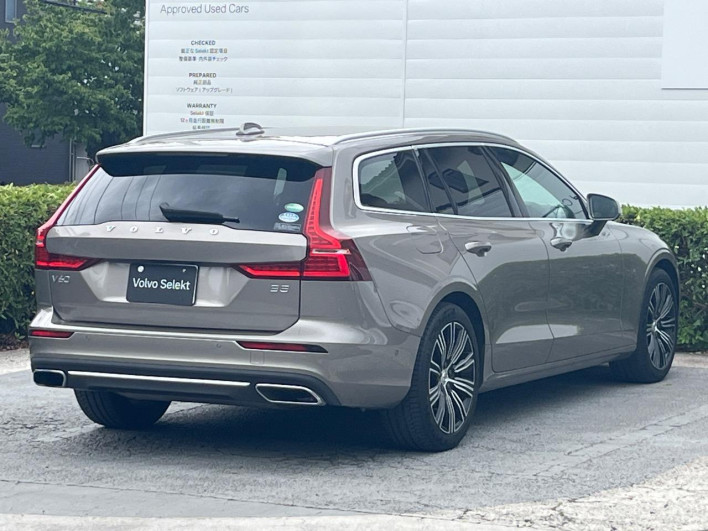 2021 Volvo V60 5AA-ZB420TM (UW-6a2390f8a2d19)[9]
