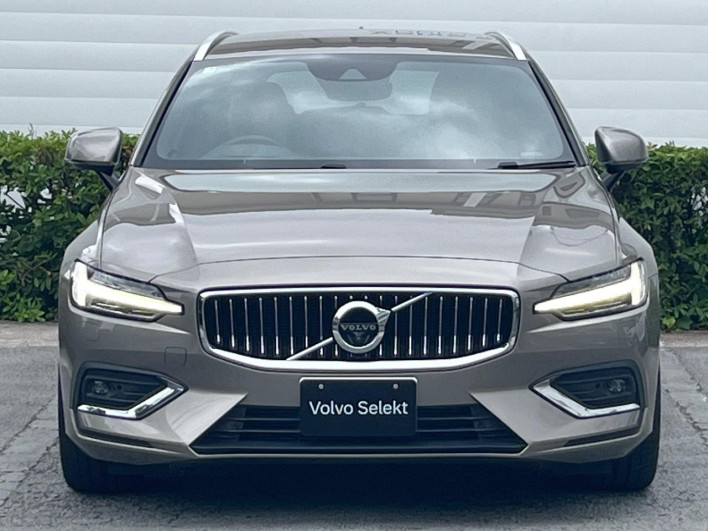 2021 Volvo V60 5AA-ZB420TM (UW-6a2390f8a2d19)[4]