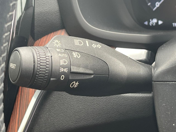 2021 Volvo V60 5AA-ZB420TM (UW-6a2390f8a2d19)[20]