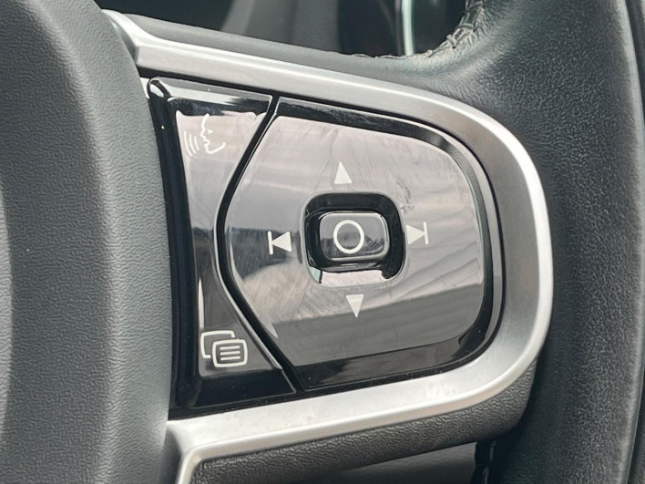 2021 Volvo V60 5AA-ZB420TM (UW-6a2390f8a2d19)[19]