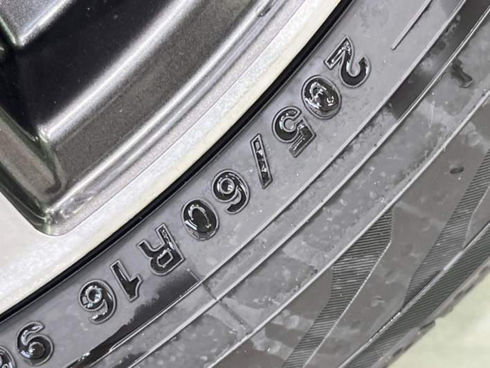 2007 Toyota Noah DBA-ZRR70W (UW-6a23910006faa)[15]