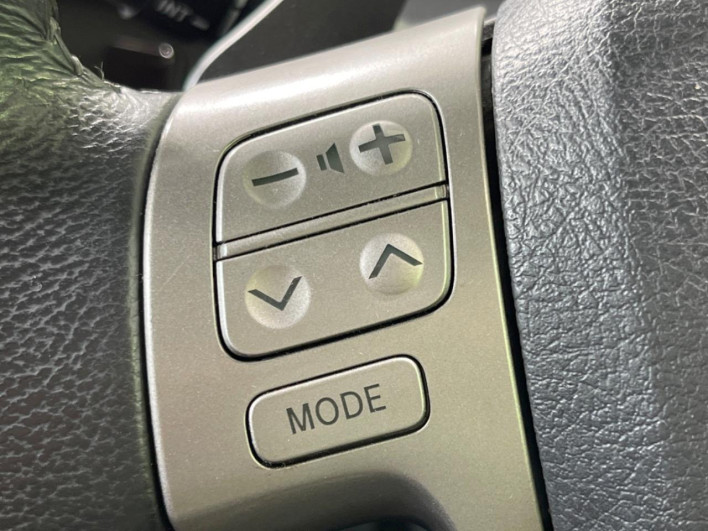 2007 Toyota Noah DBA-ZRR70W (UW-6a23910006faa)[24]