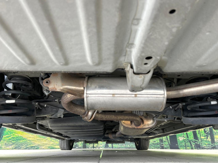 2014 Toyota Voxy DBA-ZRR80W (UW-6a23910201aa0)[22]
