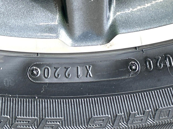 2014 Toyota Voxy DBA-ZRR80W (UW-6a23910201aa0)[17]