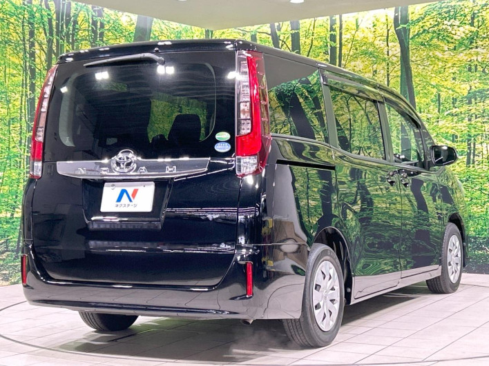 2015 Toyota Noah DBA-ZRR80G (UW-6a23910231867)[16]