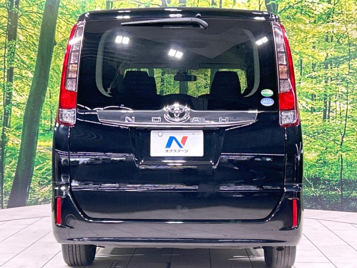 2015 Toyota Noah DBA-ZRR80G (UW-6a23910231867)[17]