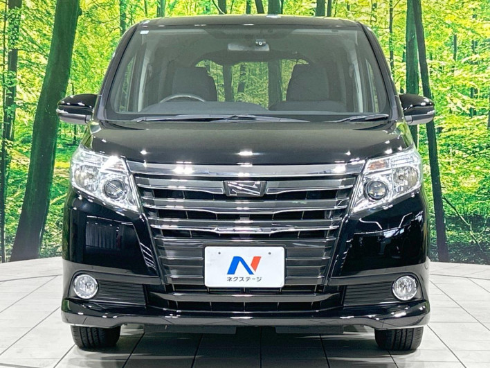 2015 Toyota Noah DBA-ZRR80G (UW-6a23910231867)[13]