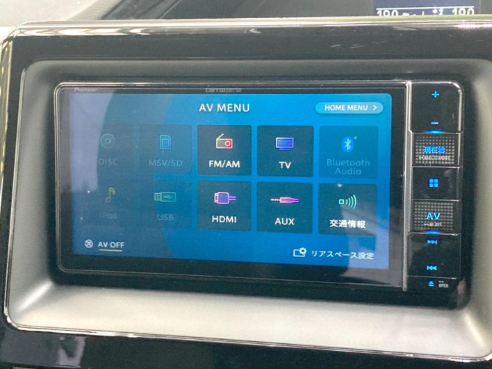 2016 Toyota Noah DBA-ZRR80W (UW-6a239103e7b5b)[16]