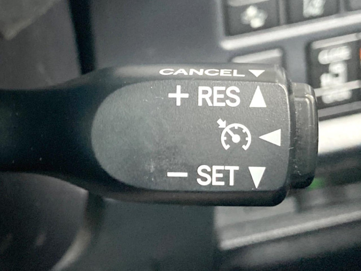 2016 Toyota Noah DBA-ZRR80W (UW-6a239103e7b5b)[20]
