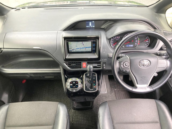2016 Toyota Noah DBA-ZRR80W (UW-6a239103e7b5b)[24]