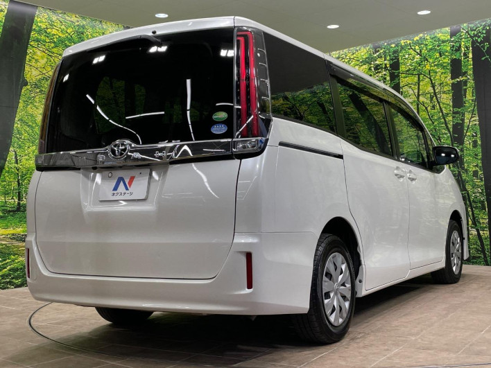 2020 Toyota Noah DBA-ZRR80G (UW-6a23910b587af)[17]