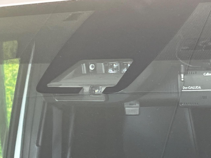2021 Toyota Noah 3BA-ZRR80W (UW-6a23910bf31d6)[12]
