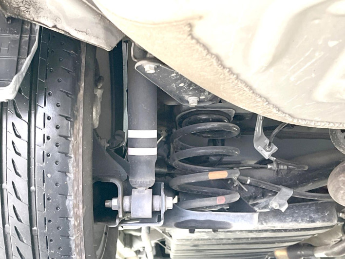 2021 Toyota Noah 3BA-ZRR80W (UW-6a23910c6d6d3)[17]