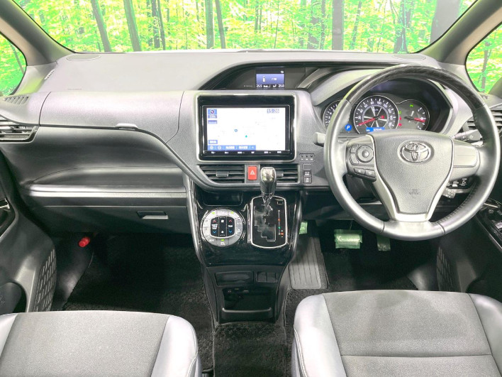 2021 Toyota Noah 3BA-ZRR80W (UW-6a23910c6d6d3)[24]