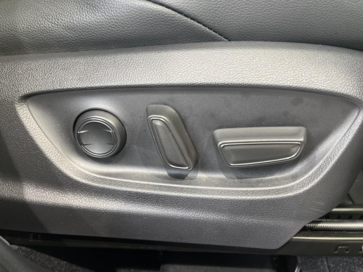2024 Toyota Corolla Cross 6AA-ZVG13 (UW-6a23911496702)[27]