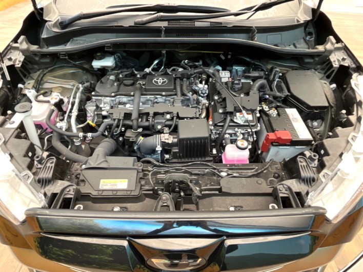 2025 Toyota Corolla Cross 6AA-ZVG13 (UW-6a23911530f8e)[4]