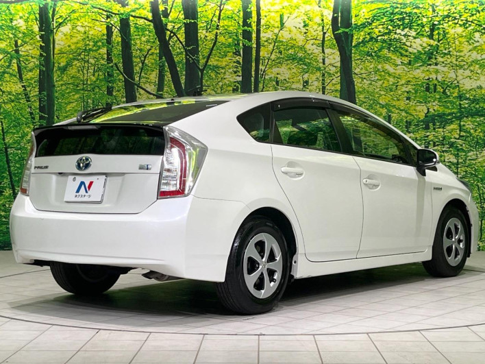 2012 Toyota Prius DAA-ZVW30 (UW-6a239118d1747)[17]