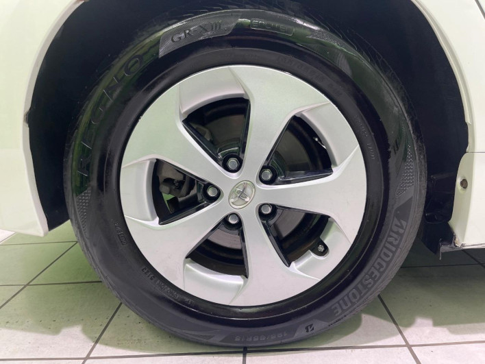 2012 Toyota Prius DAA-ZVW30 (UW-6a239118d1747)[5]