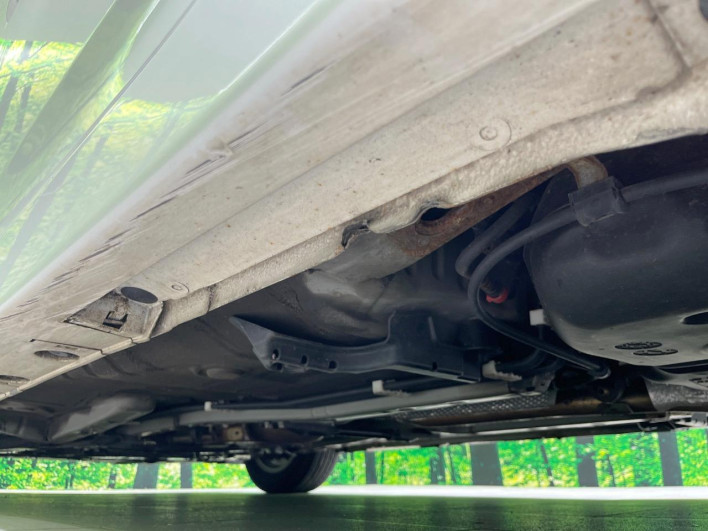 2012 Toyota Prius DAA-ZVW30 (UW-6a239118d1747)[27]
