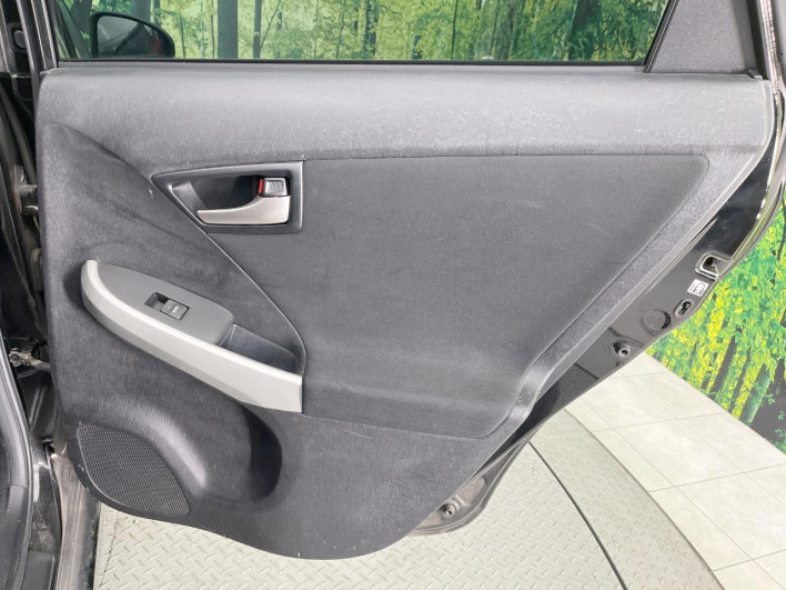 2012 Toyota Prius DAA-ZVW30 (UW-6a239119a4d87)[26]