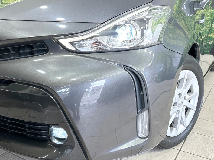 2015 Toyota Prius α DAA-ZVW40W (UW-6a23911b18fac)[21]