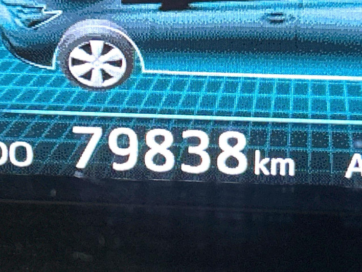 2015 Toyota Prius α DAA-ZVW40W (UW-6a23911b18fac)[2]