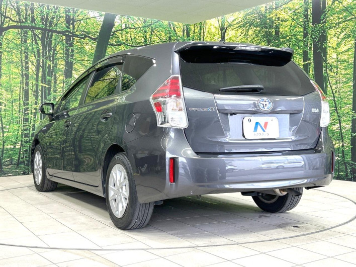 2015 Toyota Prius α DAA-ZVW40W (UW-6a23911b18fac)[29]