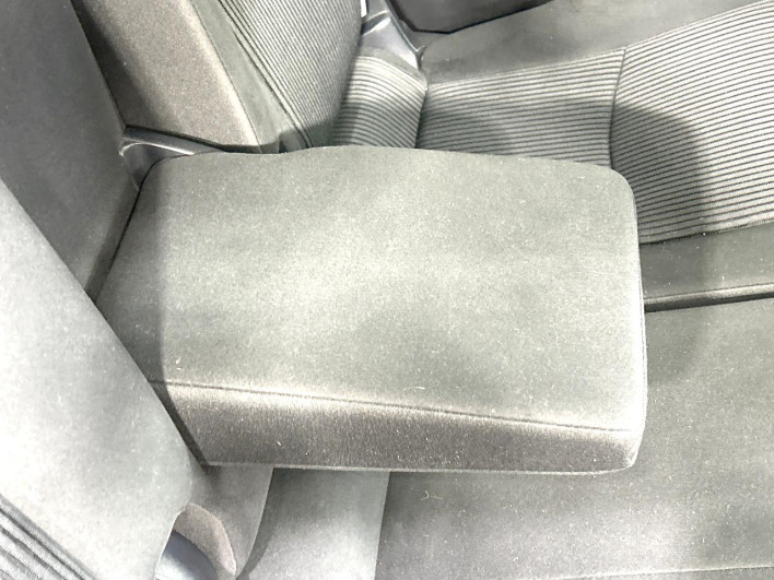 2015 Toyota Prius α DAA-ZVW40W (UW-6a23911b18fac)[10]