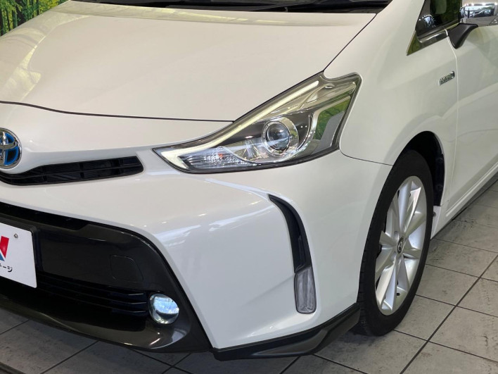 2015 Toyota Prius α DAA-ZVW41W (UW-6a23911c2e5ed)[12]