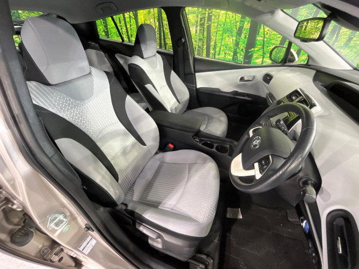 2017 Toyota Prius DAA-ZVW50 (UW-6a23911cd4d34)[27]