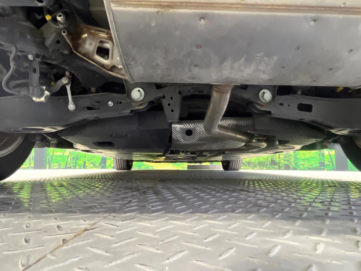 2017 Toyota Prius DAA-ZVW50 (UW-6a23911cd4d34)[17]
