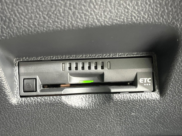 2021 Toyota Prius 6AA-ZVW51 (UW-6a239121b5d0e)[22]