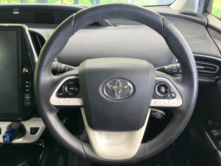 2017 Toyota Prius PHV DLA-ZVW52 (UW-6a239122ea6a2)[28]