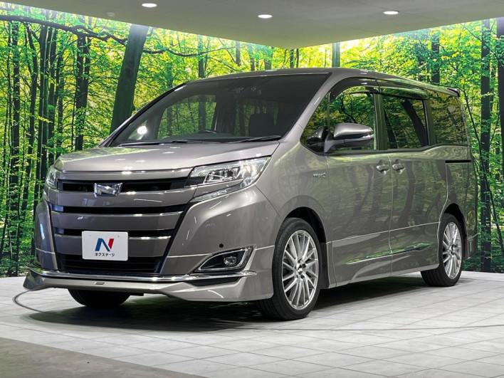 2017 Toyota Noah DAA-ZWR80G (UW-6a23912bd6666)[18]