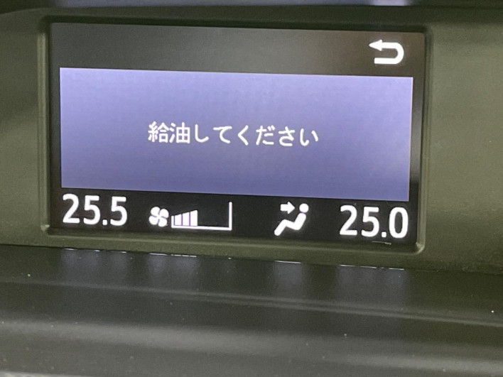 2018 Toyota Noah DAA-ZWR80G (UW-6a23912e04461)[10]