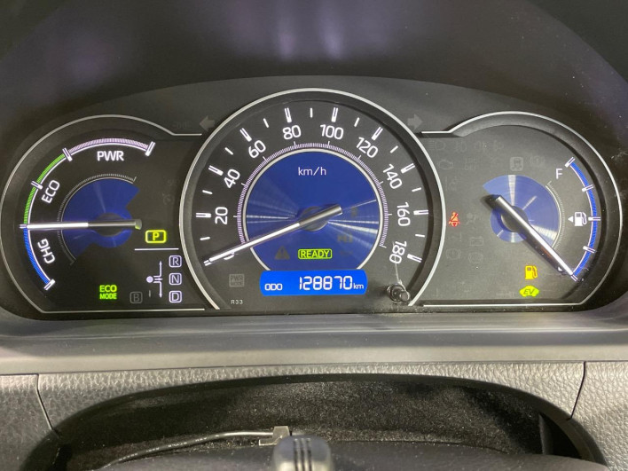 2018 Toyota Noah DAA-ZWR80G (UW-6a23912e04461)[4]