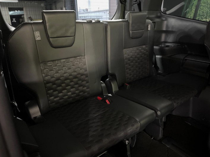 2023 Toyota Voxy 6AA-ZWR90W (UW-6a2391337cb00)[17]