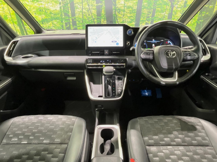 2023 Toyota Voxy 6AA-ZWR90W (UW-6a2391337cb00)[24]