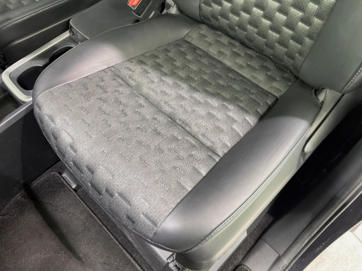 2023 Toyota Voxy 6AA-ZWR90W (UW-6a2391337cb00)[15]