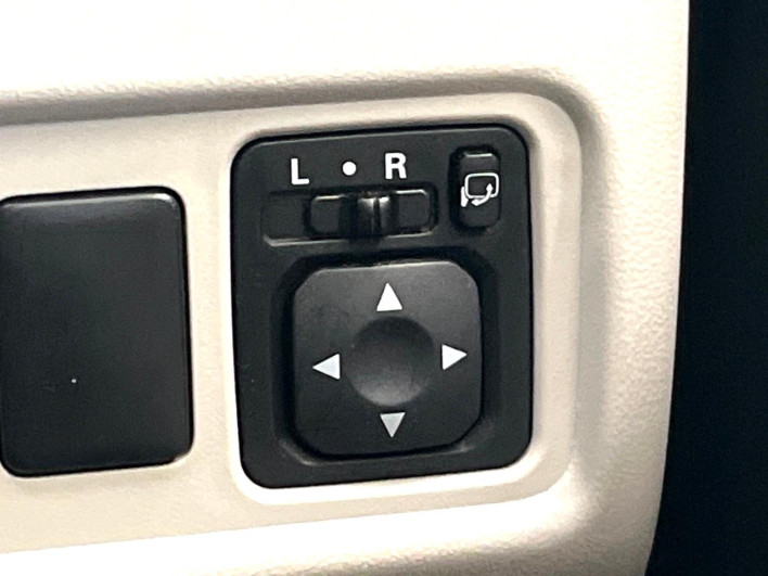 2012 Mitsubishi Mirage DBA-A05A (UW-6a24dfb79da63)[27]
