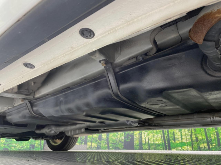 2010 Toyota Estima DBA-ACR50W (UW-6a24dfcc4549b)[20]