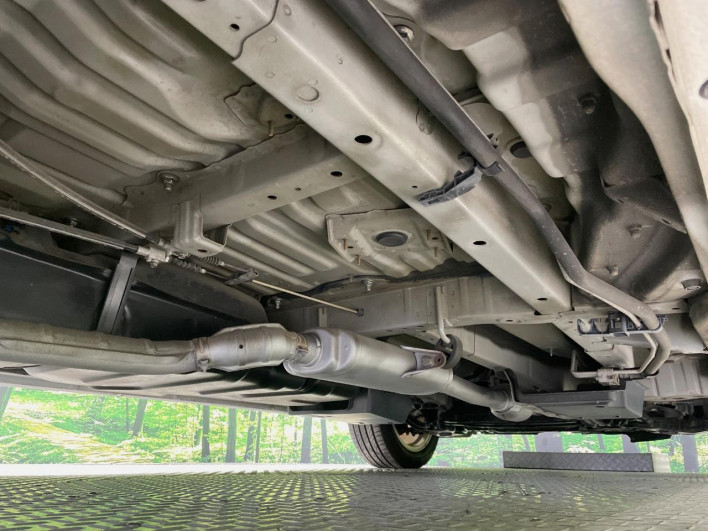 2010 Toyota Estima DBA-ACR50W (UW-6a24dfcc4549b)[23]