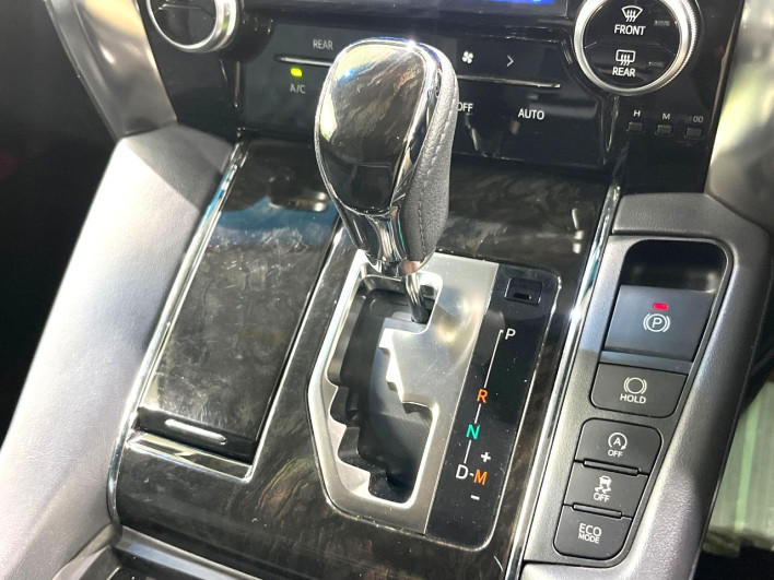 2016 Toyota Vellfire DBA-AGH35W (UW-6a24dfd53eb45)[28]