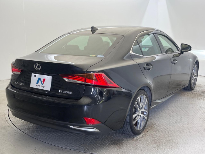 2017 Lexus IS DAA-AVE30 (UW-6a24dfdec468d)[14]