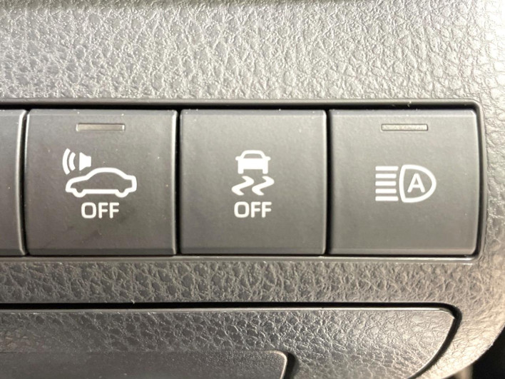 2019 Toyota Camry DAA-AXVH70 (UW-6a24dfec507c9)[22]