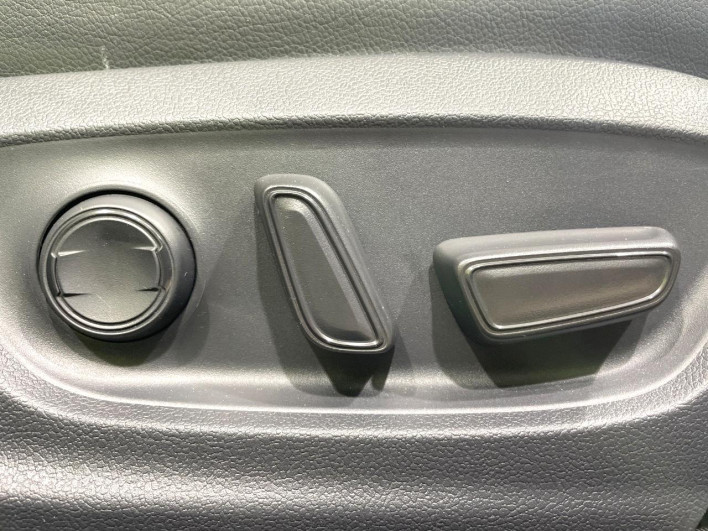 2019 Toyota Camry DAA-AXVH70 (UW-6a24dfec507c9)[20]