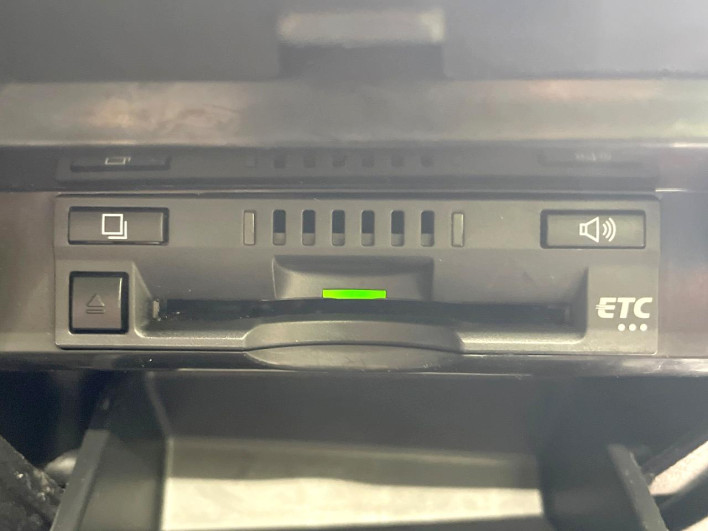 2019 Toyota Camry DAA-AXVH70 (UW-6a24dfec507c9)[24]