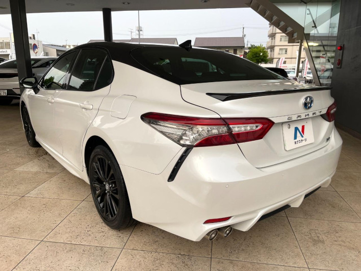 2020 Toyota Camry 6AA-AXVH70 (UW-6a24dfec9a92b)[22]