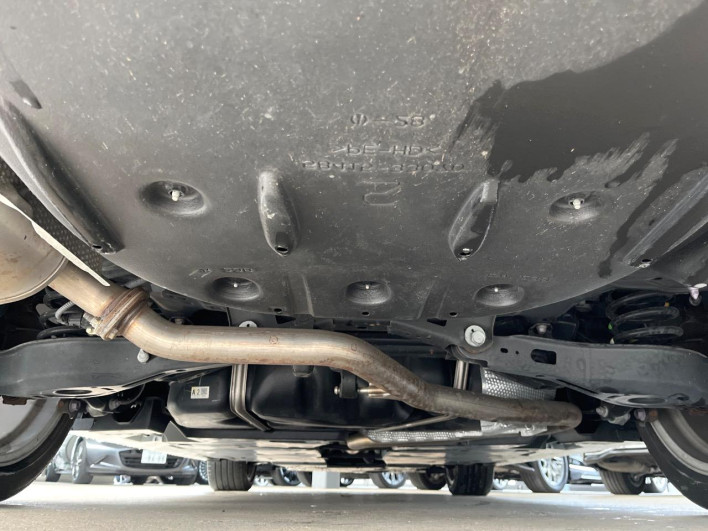 2020 Toyota Camry 6AA-AXVH70 (UW-6a24dfec9a92b)[16]