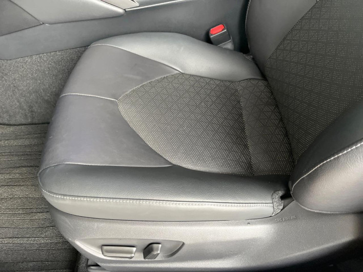 2020 Toyota Camry 6AA-AXVH70 (UW-6a24dfec9a92b)[26]